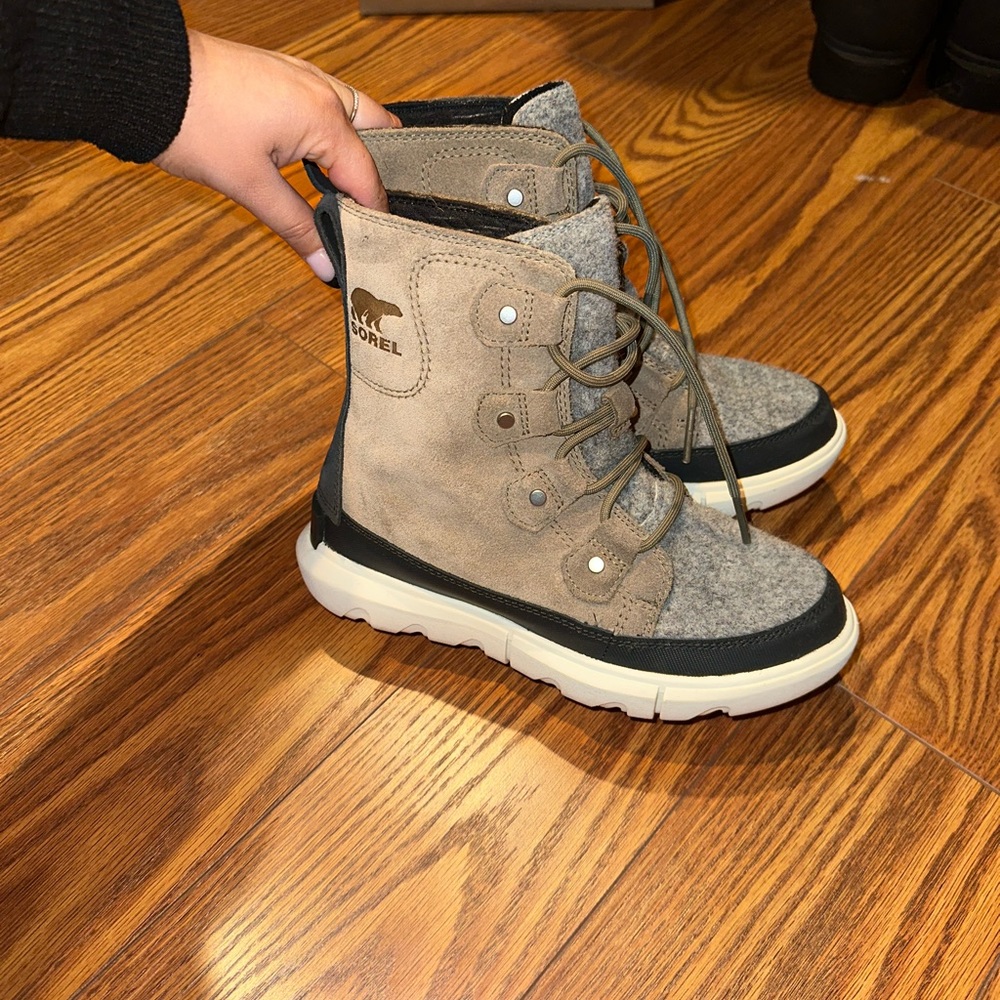 Sorel Explorer II Joan boots